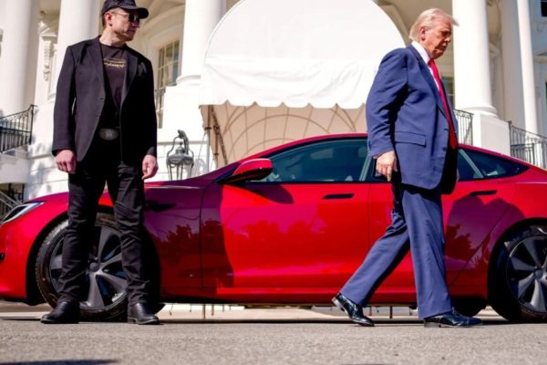 Tesla’nın Gelecek Yol Haritası: Ucuz Model, Robotaksi ve Yapay Zekâ Hamlesi